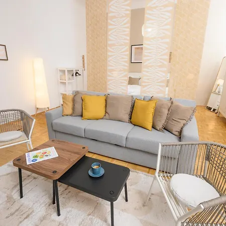 Spacious In For 6 People Graz