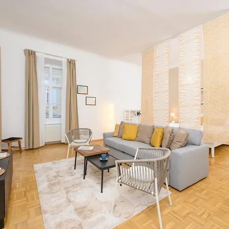 Spacious In For 6 People Graz