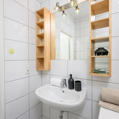 Apartman Spacious In For 6 People *