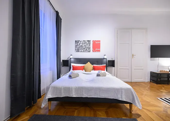 Spacious In For 6 People Apartament