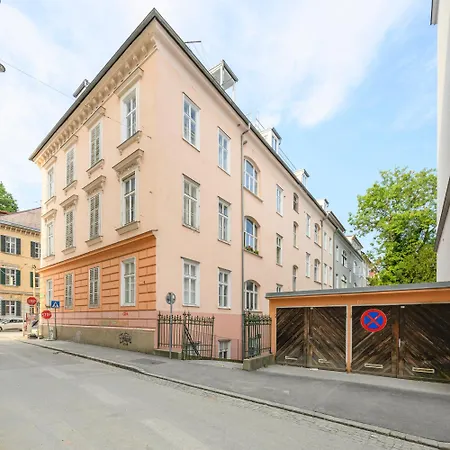 Apartament Spacious In For 6 People *