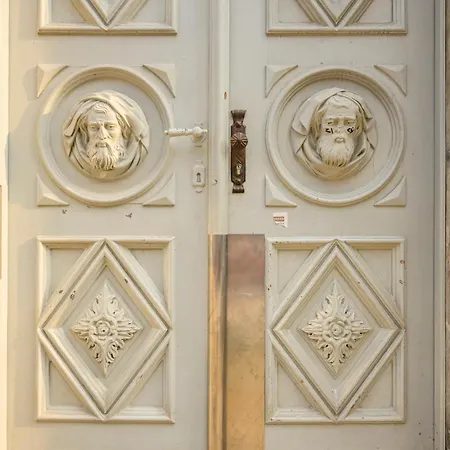 Spacious In For 6 People * Γκρατς