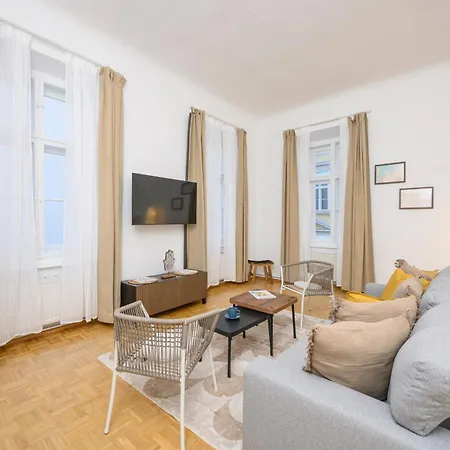 Apartamento Spacious In For 6 People *