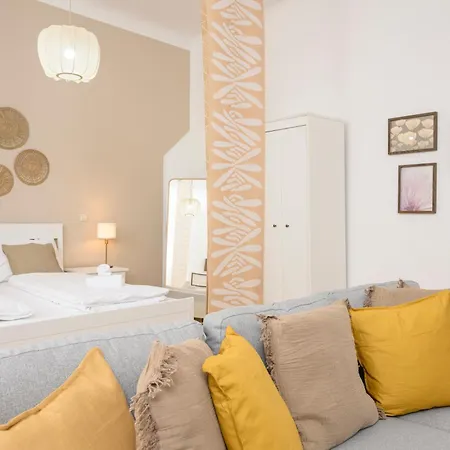 Spacious In For 6 People * Γκρατς