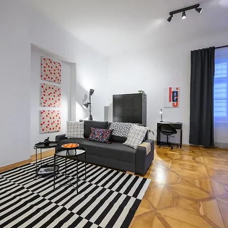 Spacious In For 6 People Apartament Graz