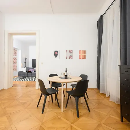 Apartamento Spacious In For 6 People