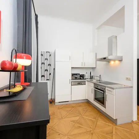 Spacious In For 6 People Apartament