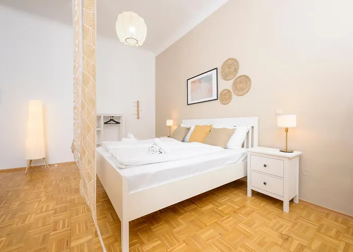 Spacious In For 6 People Graz
