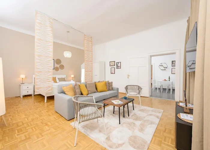 Apartman Spacious In For 6 People *