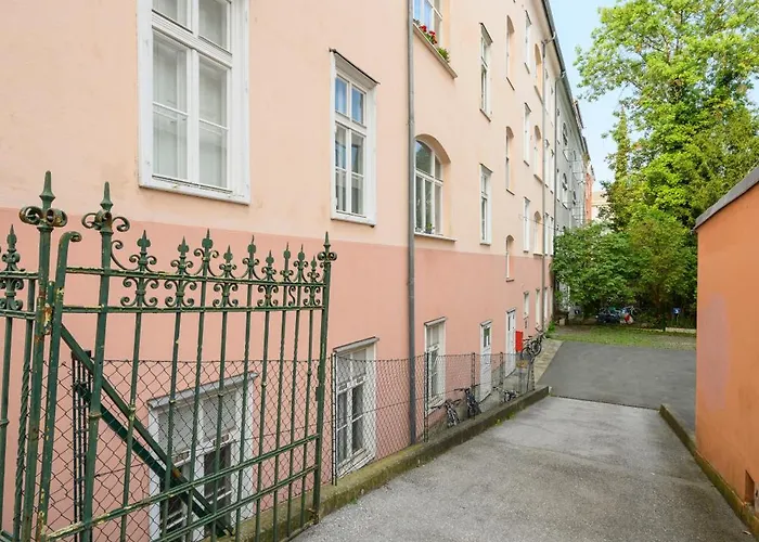 Spacious In For 6 People Appartamento *