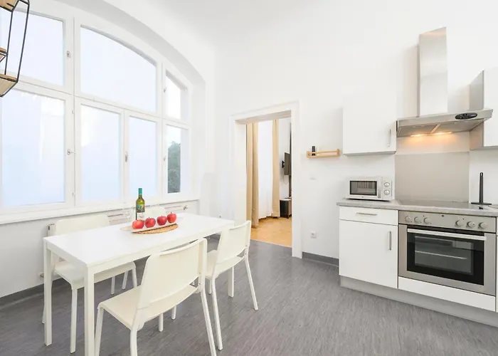 Appartamento Spacious In For 6 People