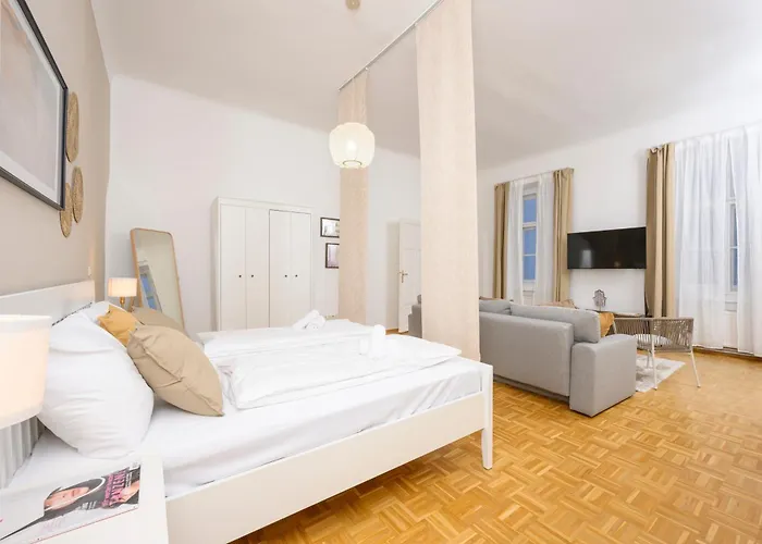 Appartamento Spacious In For 6 People *