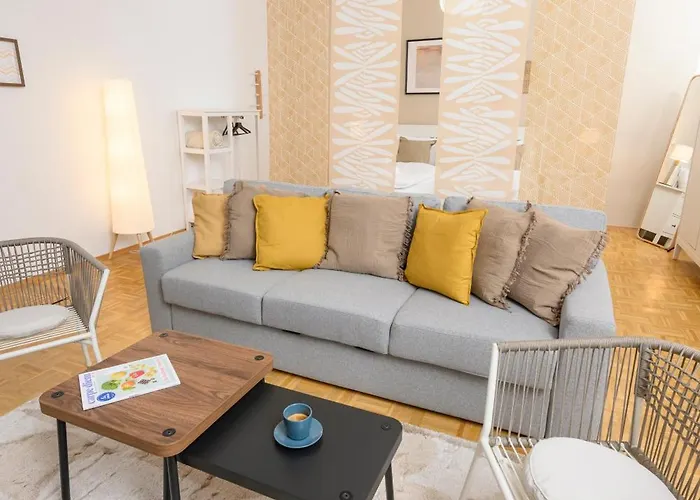 Spacious In For 6 People Graz