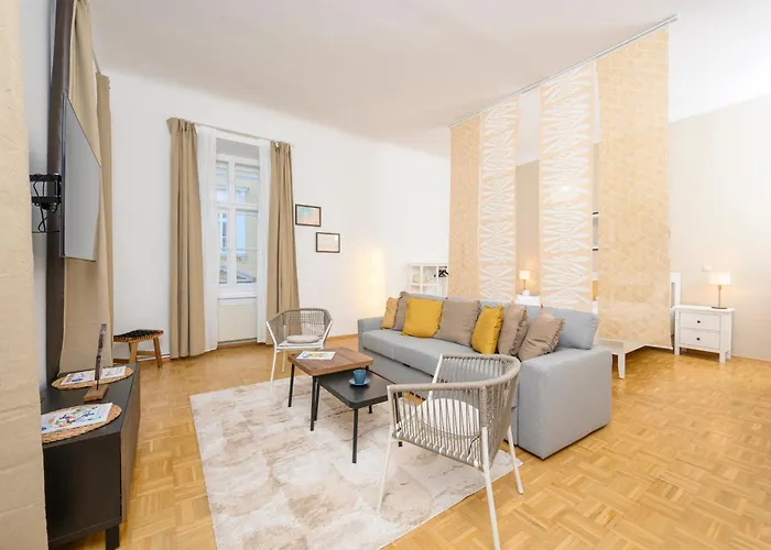 Spacious In For 6 People Graz