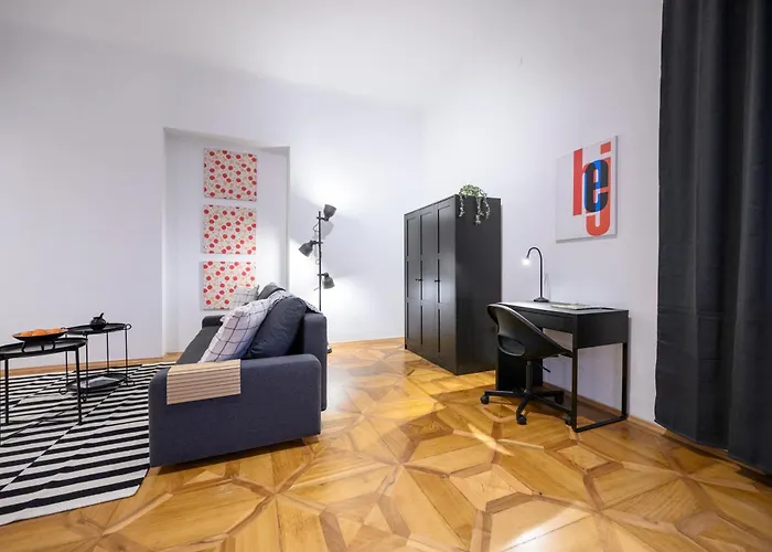 Spacious In For 6 People * Graz