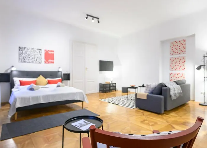 Spacious In For 6 People Appartamento *