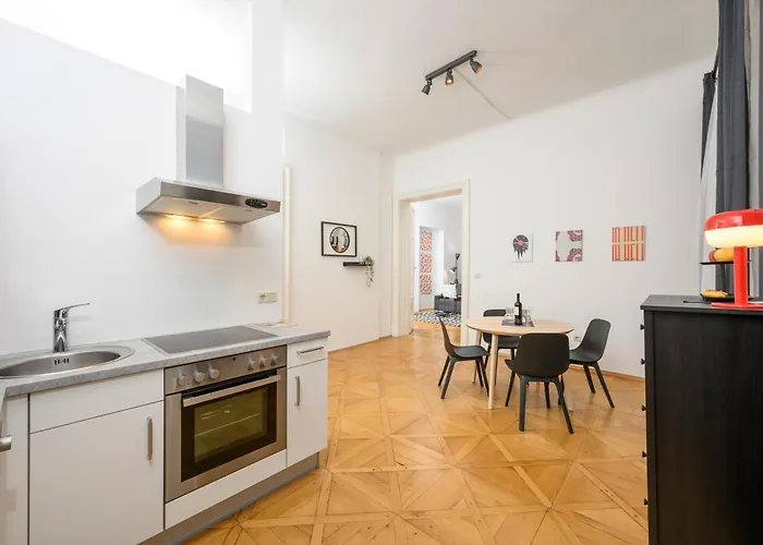 Spacious In For 6 People * Graz