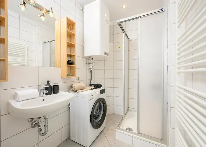 Apartman Spacious In For 6 People