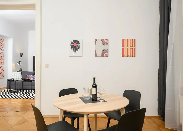 Spacious In For 6 People * Graz